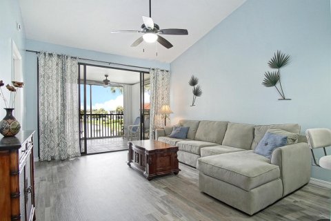 Condo in Stuart, Florida, 2 bedrooms № 2084167