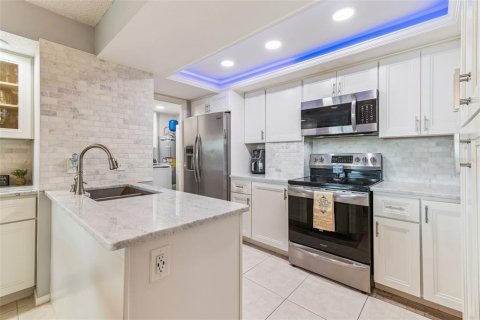 Condominio en venta en Clearwater, Florida, 2 dormitorios, 102.19 m2 № 1883578 - foto 7