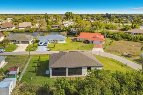 Villa ou maison à louer à North Port, Floride: 2 chambres, 144.56 m2 № 2131836 - photo 28