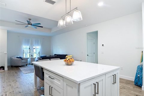 Villa ou maison à louer à North Port, Floride: 2 chambres, 144.56 m2 № 2131836 - photo 18