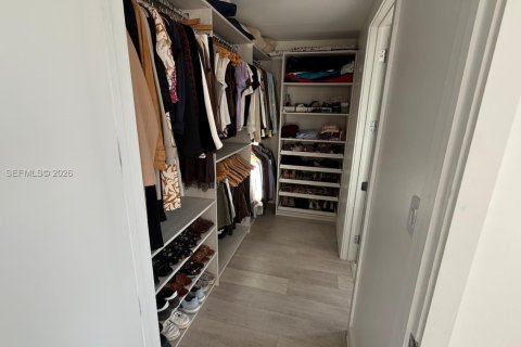 Condominio en venta en Miami, Florida, 3 dormitorios, 148.27 m2 № 2000308 - foto 15