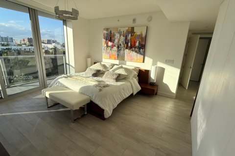 Condominio en venta en Miami, Florida, 3 dormitorios, 148.27 m2 № 2000308 - foto 11