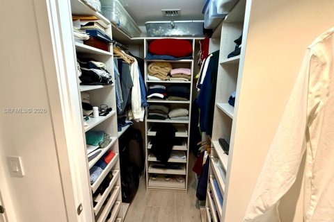 Condominio en venta en Miami, Florida, 3 dormitorios, 148.27 m2 № 2000308 - foto 30