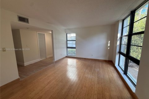 Copropriété à louer à Key Biscayne, Floride: 2 chambres, 115.38 m2 № 1981843 - photo 11