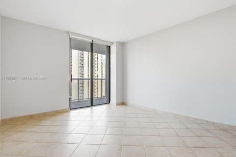 Condominio en venta en Aventura, Florida, 2 dormitorios, 101.45 m2 № 2008262 - foto 16