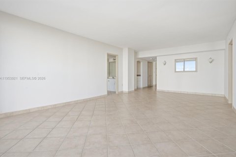 Condominio en venta en Aventura, Florida, 2 dormitorios, 101.45 m2 № 2008262 - foto 6