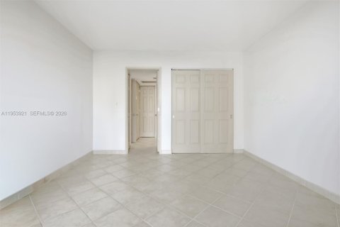 Condominio en venta en Aventura, Florida, 2 dormitorios, 101.45 m2 № 2008262 - foto 17