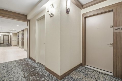 Condominio en venta en Aventura, Florida, 2 dormitorios, 101.45 m2 № 2008262 - foto 26