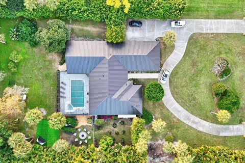 House in Wellington, Florida 5 bedrooms, 297.29 sq.m. № 2177032 - photo 3