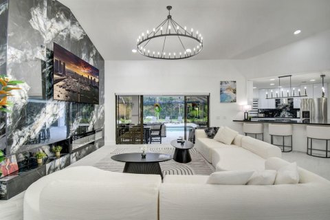 House in Wellington, Florida 5 bedrooms, 297.29 sq.m. № 2177032 - photo 10