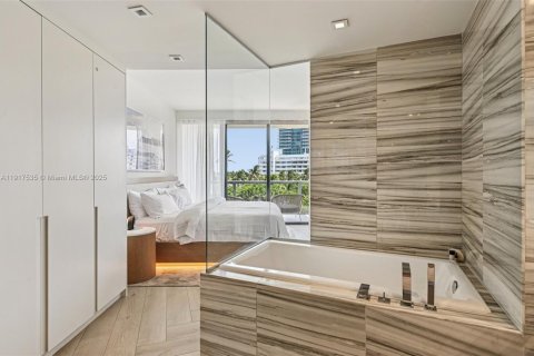 Купить кондоминиум в Майами-Бич, Флорида 1 спальня, 78.97м2, № 1972637 - фото 15