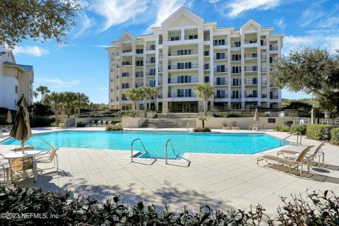 Condo in Fernandina Beach, Florida, 3 bedrooms  № 863016 - photo 1