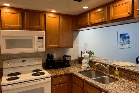 Condominio en venta en Cocoa Beach, Florida, 2 dormitorios, 112.04 m2 № 2104069 - foto 6