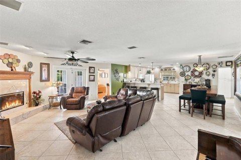 Villa ou maison à vendre à Saint Petersburg, Floride: 4 chambres, 199.65 m2 № 2406527 - photo 6
