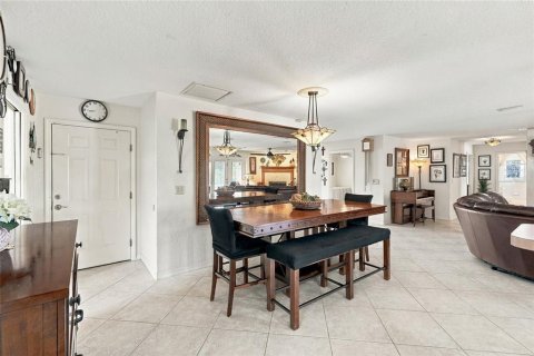 Villa ou maison à vendre à Saint Petersburg, Floride: 4 chambres, 199.65 m2 № 2406527 - photo 10