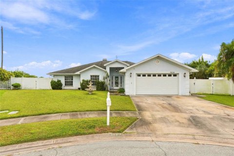 Villa ou maison à Saint Petersburg, Floride 4 chambres, 199.65 m2 № 2406527