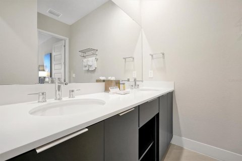 Condo in Four Corners, Florida, 3 bedrooms  № 1538214 - photo 17
