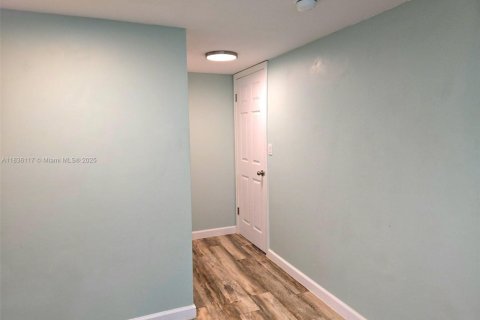 Studio in the Condo in Hillsboro Beach, Florida  № 2014083 - photo 11