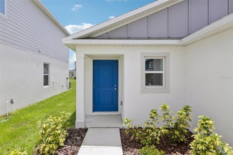 House in Eagle Lake, Florida 3 bedrooms, 132.76 sq.m. № 1810668 - photo 7