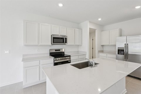 House in Eagle Lake, Florida 3 bedrooms, 132.76 sq.m. № 1810668 - photo 14