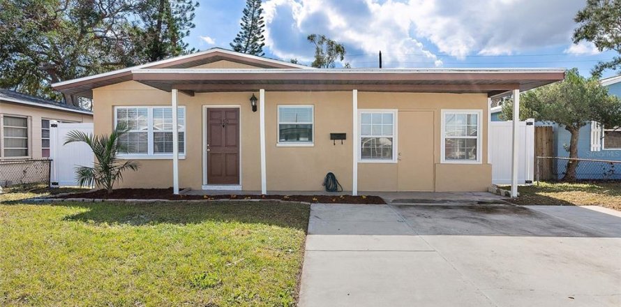 Casa en Saint Petersburg, Florida 3 dormitorios, 97.08 m2 № 1514687