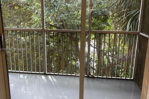 Copropriété à vendre à Pompano Beach, Floride: 1 chambre, 58.81 m2 № 2091360 - photo 2