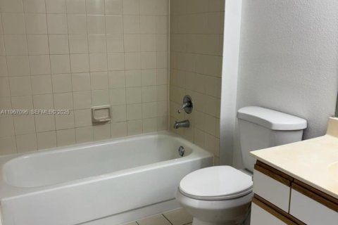Copropriété à vendre à Pompano Beach, Floride: 1 chambre, 58.81 m2 № 2091360 - photo 7