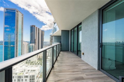 Condo in Miami, Florida, 1 bedroom № 2090753 - photo 16