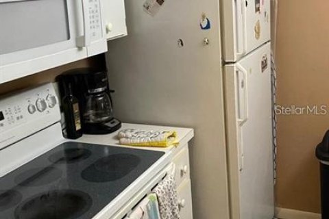 Снять в аренду кондоминиум в Гейнсвилл, Флорида 8 комнат, 113.81м2, № 2148899 - фото 5