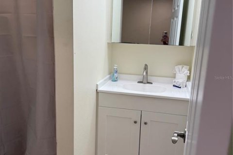 Снять в аренду виллу или дом в Сарасота, Флорида 1 комната, 144.56м2, № 1760585 - фото 10