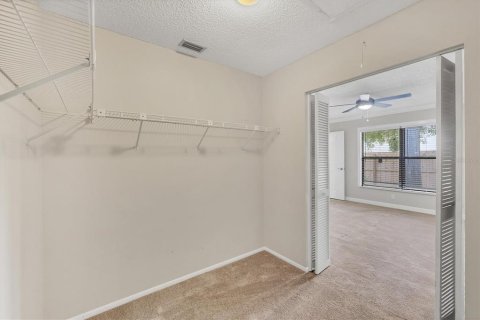 Condo in Bradenton, Florida, 2 bedrooms  № 1874009 - photo 15