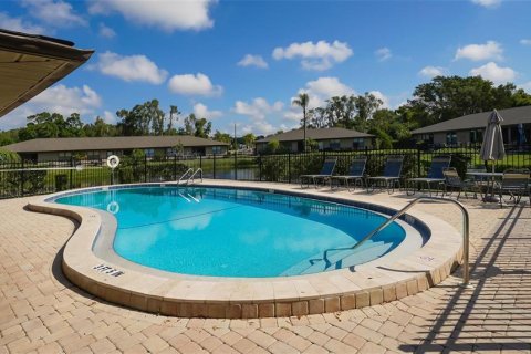 Condo in Bradenton, Florida, 2 bedrooms  № 1874009 - photo 27