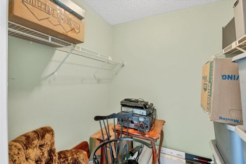 Condo in Bradenton, Florida, 2 bedrooms  № 1874009 - photo 18