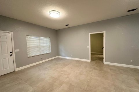 Villa ou maison à louer à Port Charlotte, Floride: 2 chambres, 110.55 m2 № 2289752 - photo 7