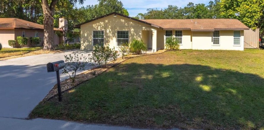 House in Sarasota, Florida 3 bedrooms, 187.11 sq.m. № 2102299
