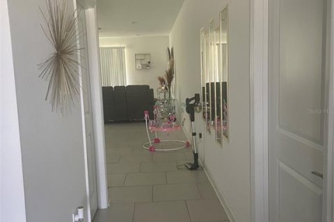 Casa en alquiler en Davenport, Florida, 5 dormitorios, 306.67 m2 № 1824942 - foto 3