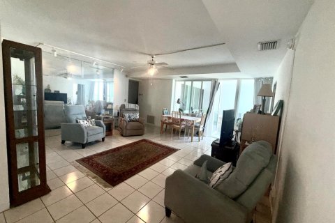 Condominio en venta en Fort Lauderdale, Florida, 2 dormitorios, 91.23 m2 № 2146685 - foto 6