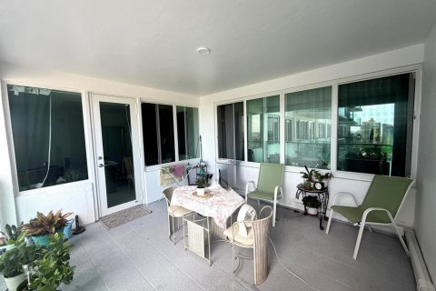 Condominio en venta en Fort Lauderdale, Florida, 2 dormitorios, 91.23 m2 № 2146685 - foto 3