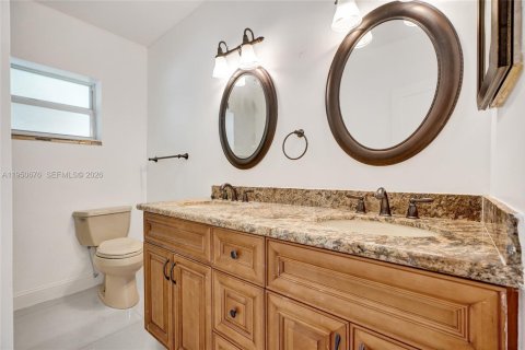 Купить виллу или дом в Норт-Майами, Флорида 3 спальни, 203.27м2, № 2008530 - фото 20