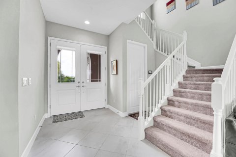 Villa ou maison à louer à Westlake, Floride: 4 chambres, 201.13 m2 № 2254606 - photo 4