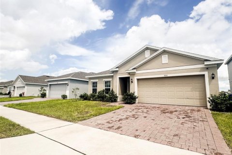 Casa en Haines City, Florida 4 dormitorios, 169.08 m2 № 2381273