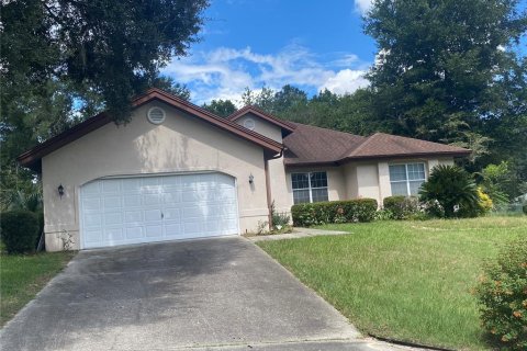 Villa ou maison à Ocala, Floride 2 chambres, 153.57 m2 № 2369085