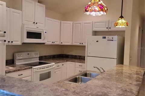 House in Alachua, Florida 3 bedrooms, 118.82 sq.m. № 1810129 - photo 3