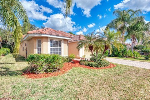 Villa ou maison à vendre à Venice, Floride: 3 chambres, 180.42 m2 № 934511 - photo 2