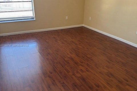 Купить кондоминиум в Майами, Флорида 2 спальни, 108.7м2, № 2024600 - фото 5