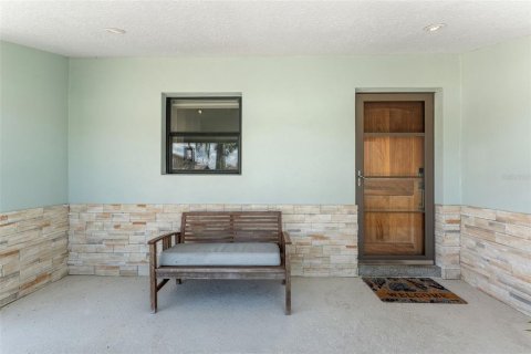House in Tampa, Florida 3 bedrooms, 157.47 sq.m. № 2142226 - photo 5
