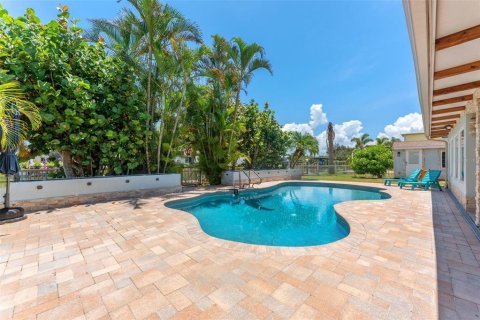 House in Tampa, Florida 3 bedrooms, 157.47 sq.m. № 2142226 - photo 29