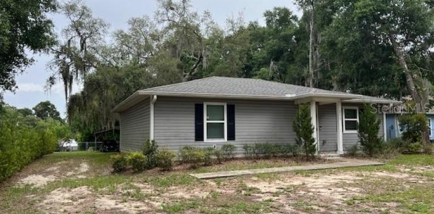 House in Keystone Heights, Florida 2 bedrooms, 111.48 sq.m. № 1772899
