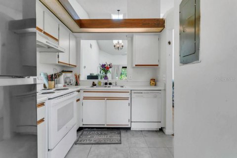 Copropriété à vendre à Orlando, Floride: 2 chambres, 97.92 m2 № 1757669 - photo 6