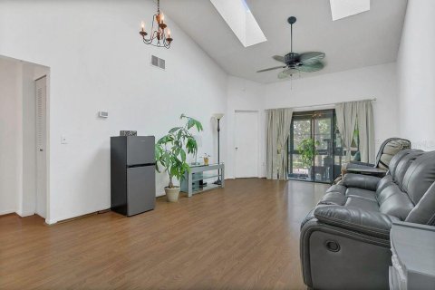 Copropriété à vendre à Orlando, Floride: 2 chambres, 97.92 m2 № 1757669 - photo 10